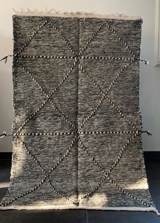 ANAS - Tapis Zanafi noir & blanc 160x101cm