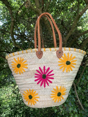 Panier en paille fleurs jaune & rose