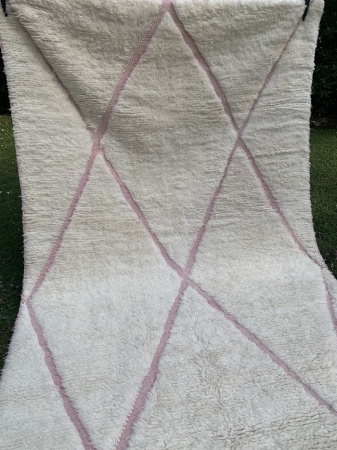 SATINE -Tapis Oued Zem Blanc et rose 291x184 cm