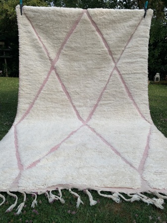 SATINE -Tapis Oued Zem Blanc et rose 291x184 cm