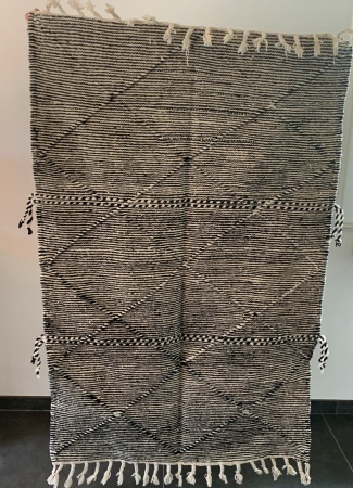 Tapis Zanafi noir & blanc 157x98cm