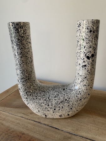 Vase céramique blanc & noir cornes