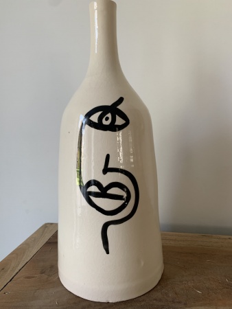 Vase céramique blanc visage noir 