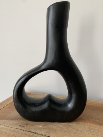 Vase céramique noir coeur