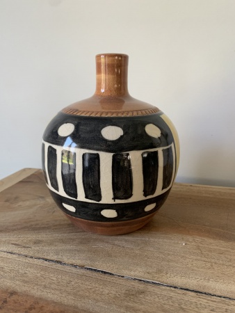 Vases jaune et noir motifs ethniques