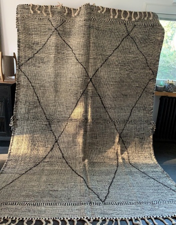 WAEL- Tapis Zanafi noir & blanc 300x204cm